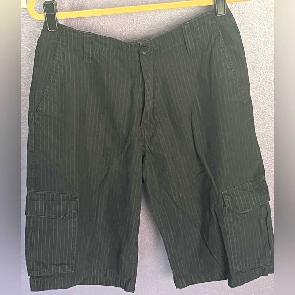 Elixir Pinstripe Navy Blue Mens cargo shorts Golf tennis walking flat front Y2K